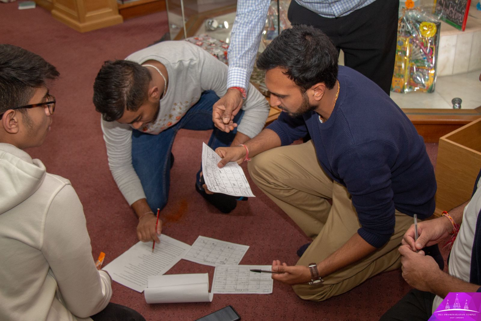 ©1987-2017 SKS Swaminarayan Temple East London