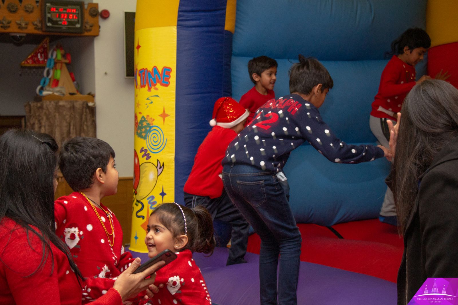 ©1987-2017 SKS Swaminarayan Temple East London
