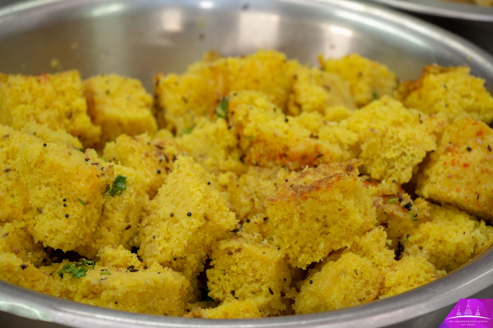 ©1987-2017 SKS Swaminarayan Temple East London