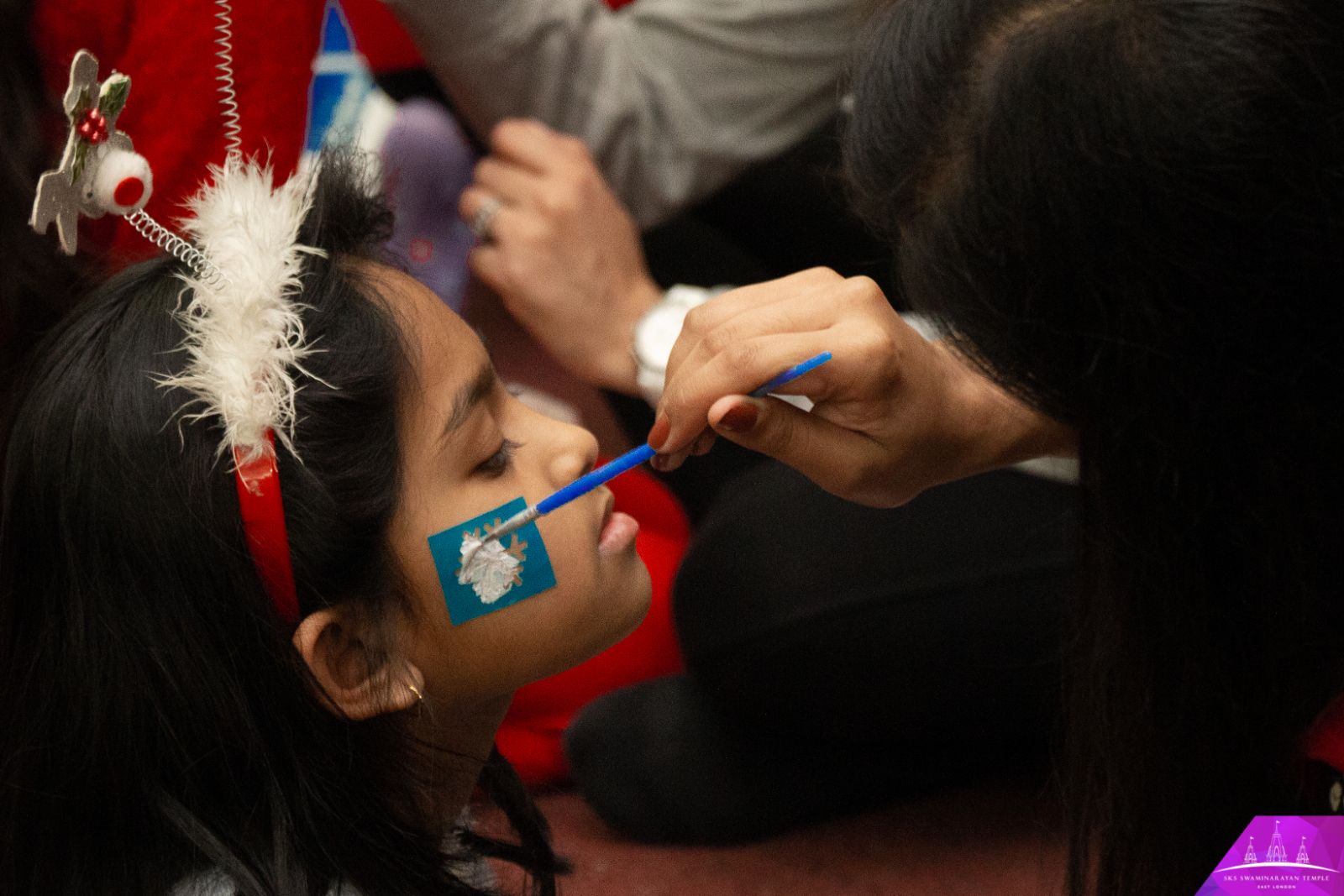 ©1987-2017 SKS Swaminarayan Temple East London
