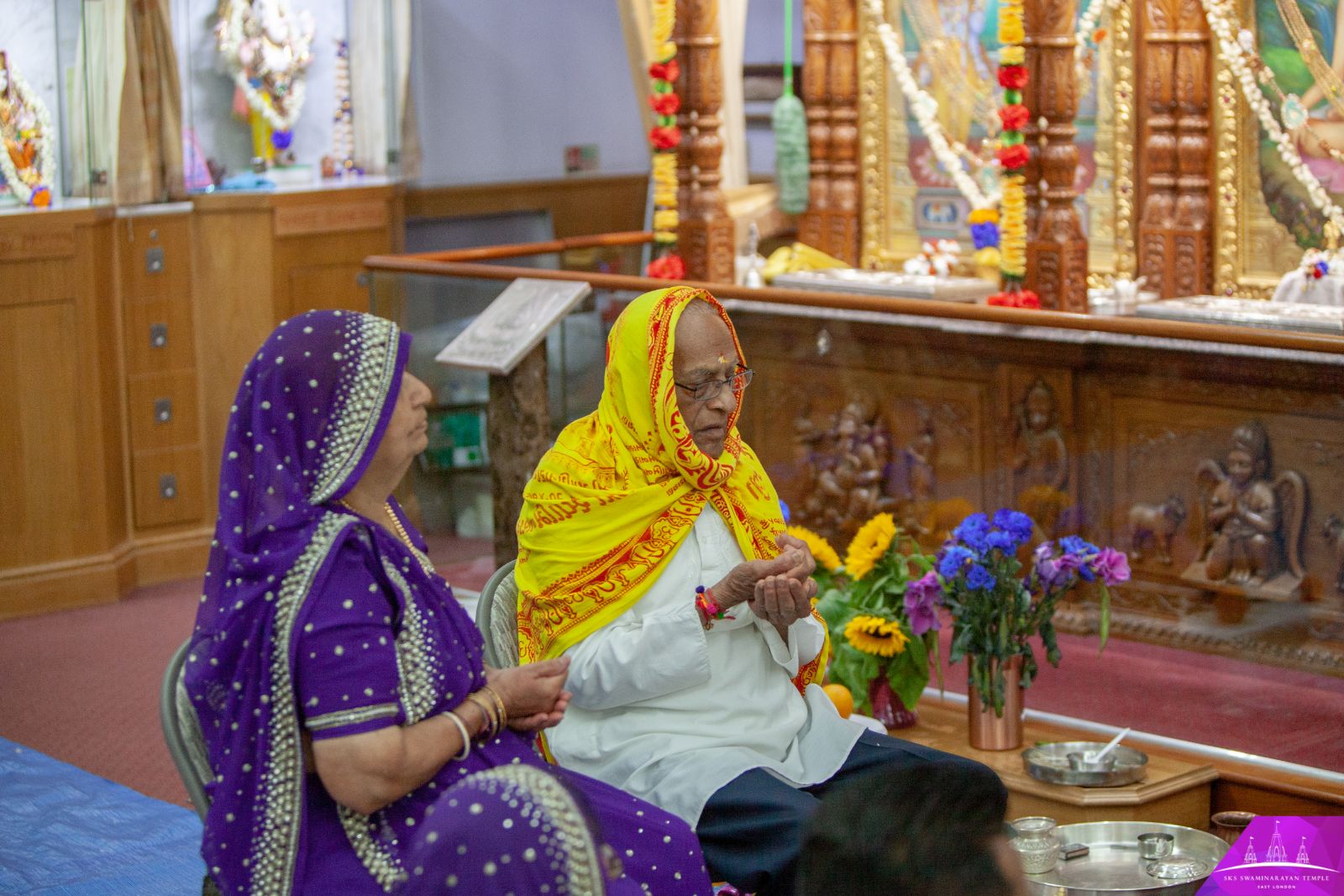©1987-2017 SKS Swaminarayan Temple East London