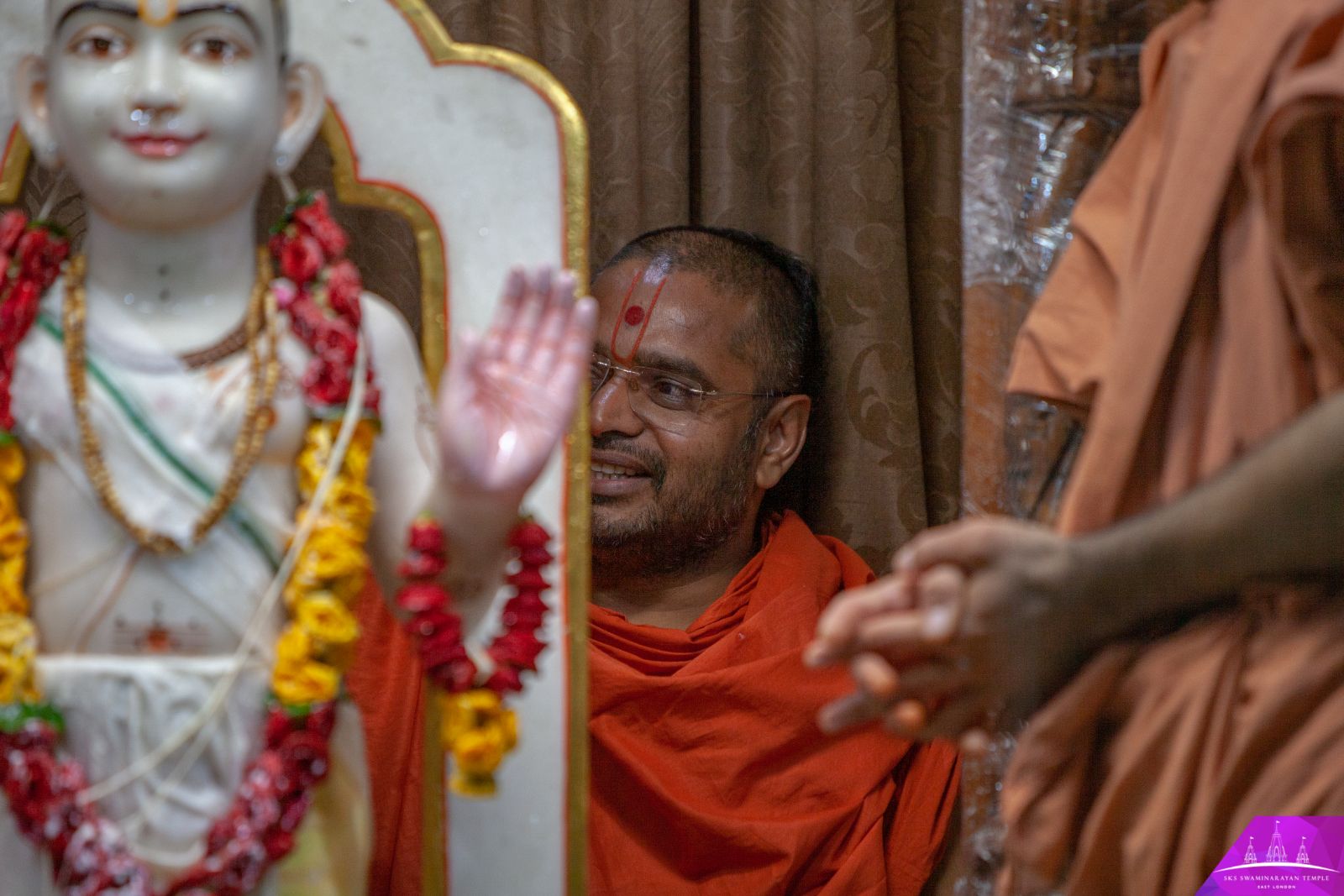 ©1987-2017 SKS Swaminarayan Temple East London