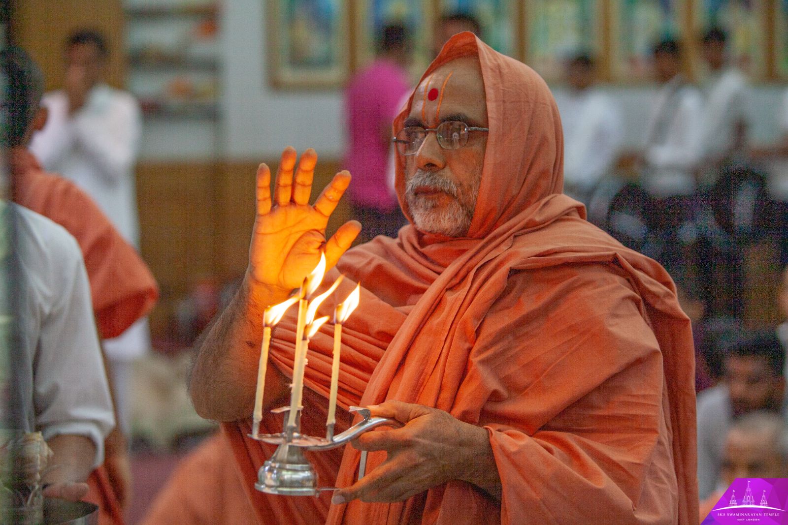 ©1987-2017 SKS Swaminarayan Temple East London