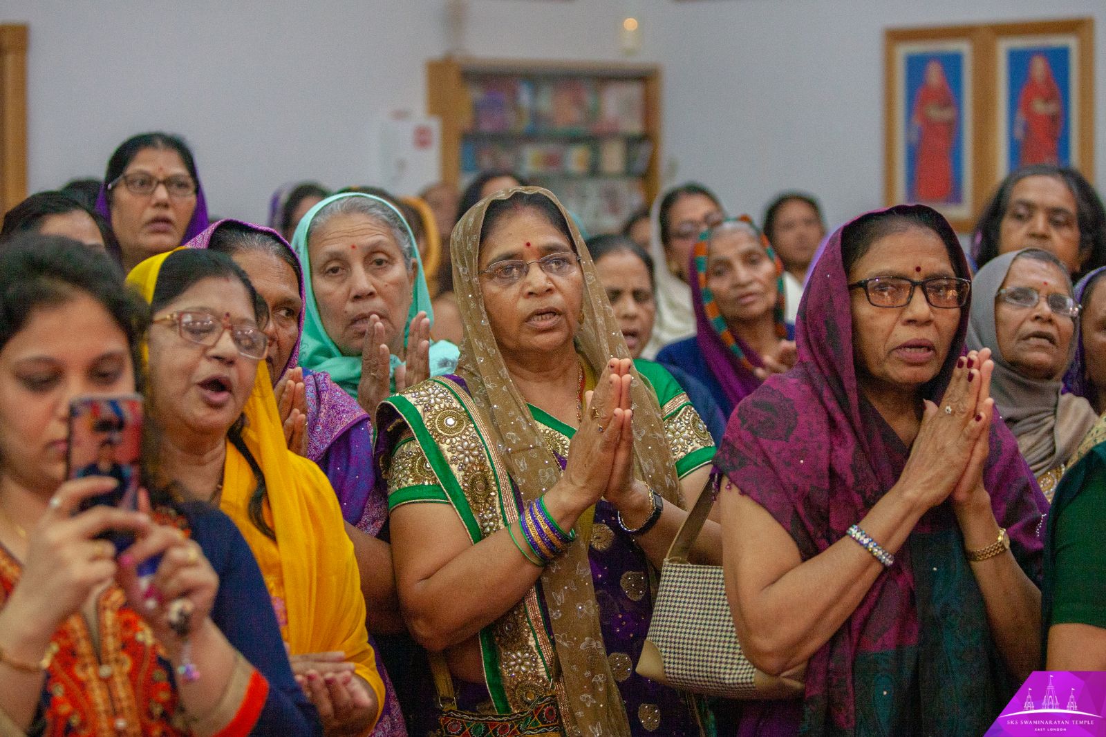 ©1987-2017 SKS Swaminarayan Temple East London