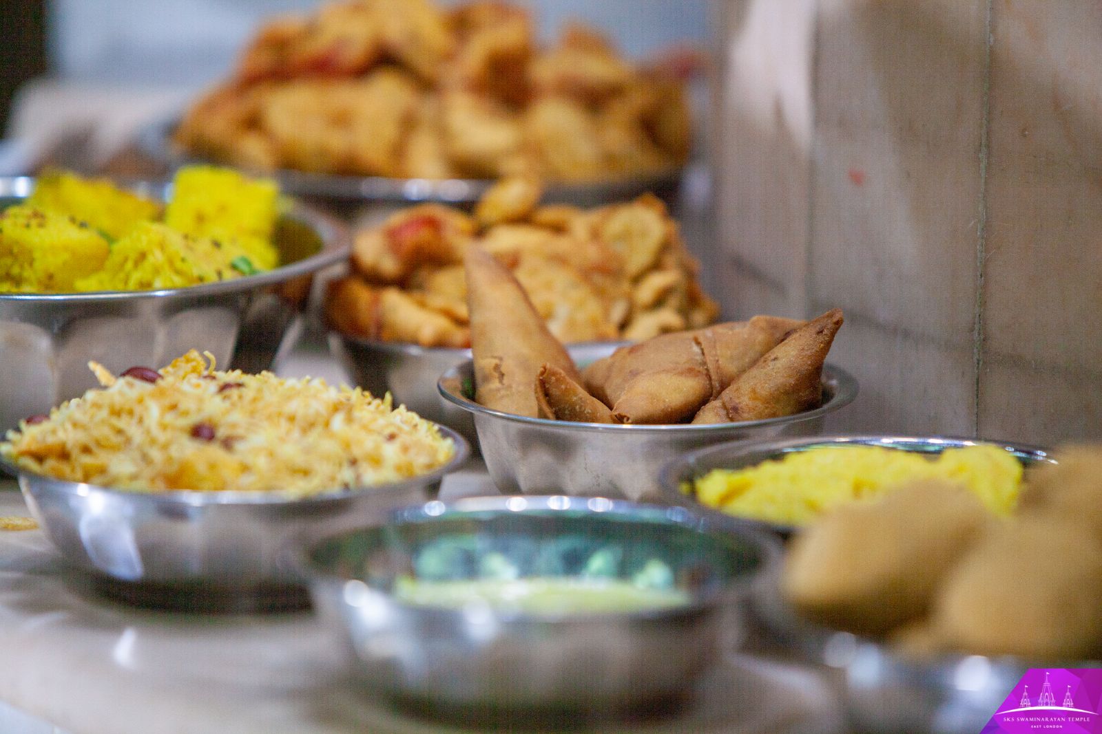 ©1987-2017 SKS Swaminarayan Temple East London