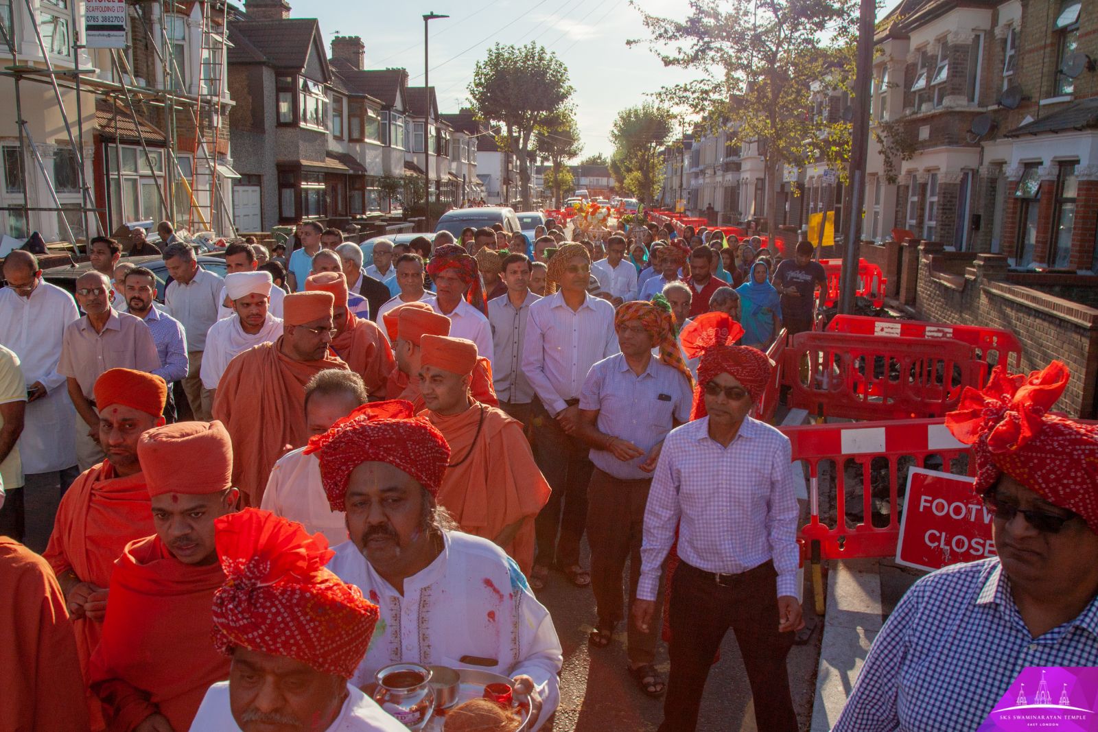©1987-2017 SKS Swaminarayan Temple East London