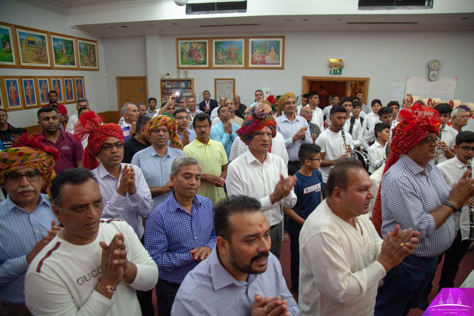 ©1987-2017 SKS Swaminarayan Temple East London