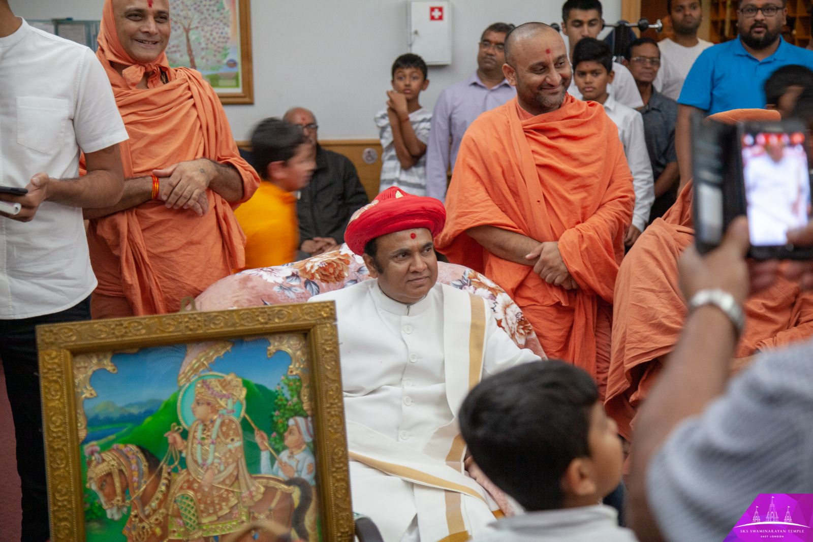 ©1987-2017 SKS Swaminarayan Temple East London
