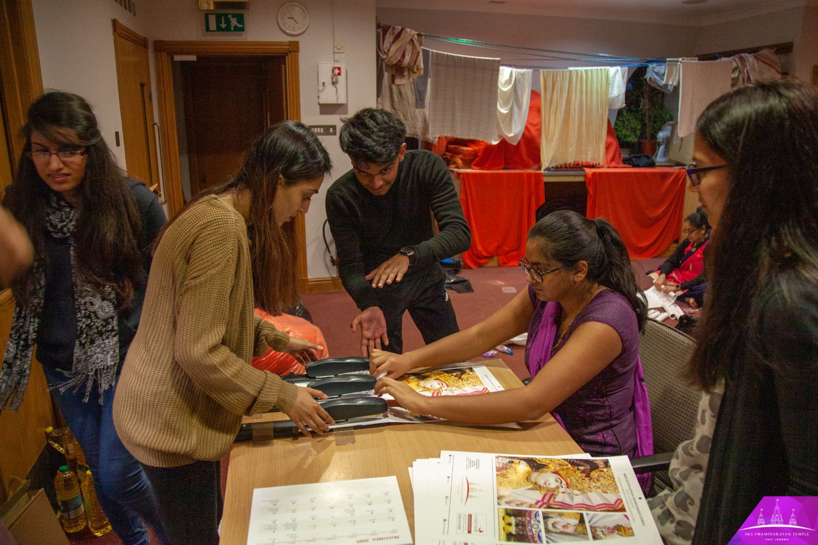 ©1987-2017 SKS Swaminarayan Temple East London