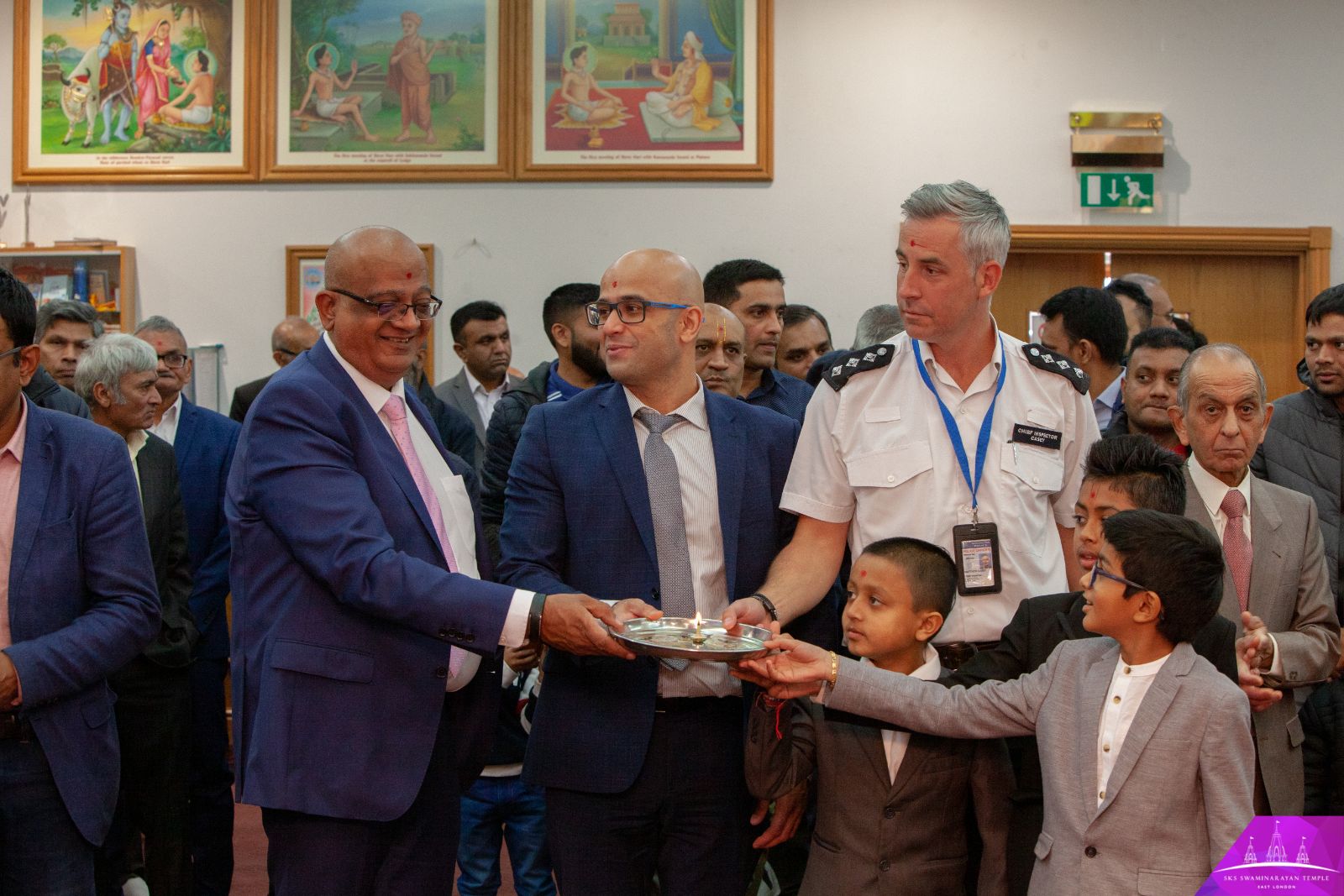 ©1987-2017 SKS Swaminarayan Temple East London