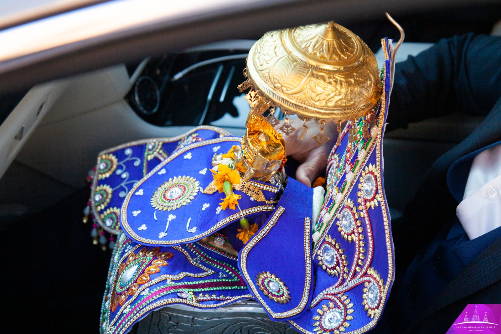 ©1987-2017 SKS Swaminarayan Temple East London