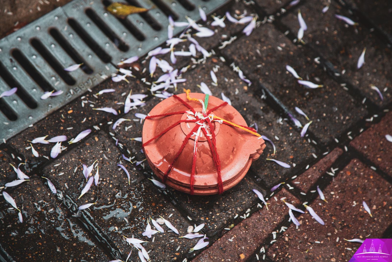 ©1987-2017 SKS Swaminarayan Temple East London