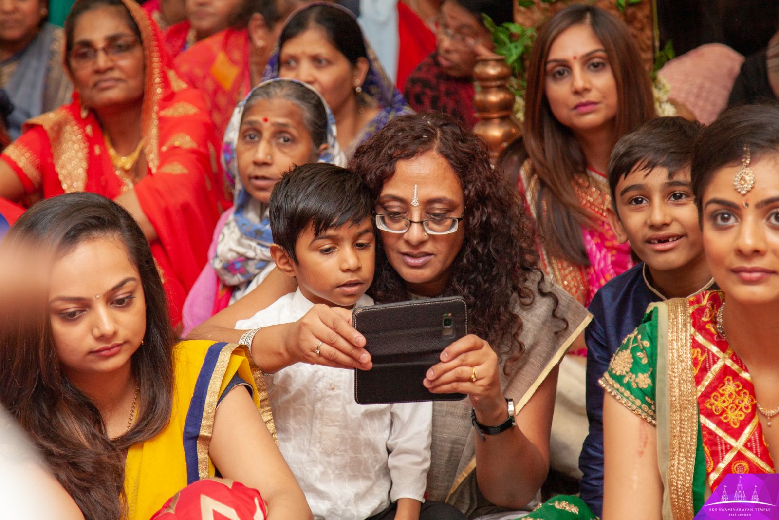 ©1987-2017 SKS Swaminarayan Temple East London