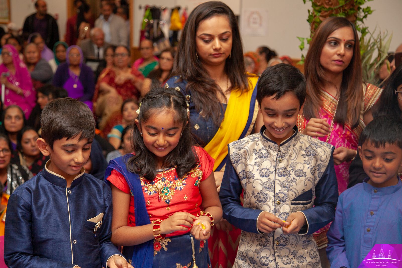 ©1987-2017 SKS Swaminarayan Temple East London