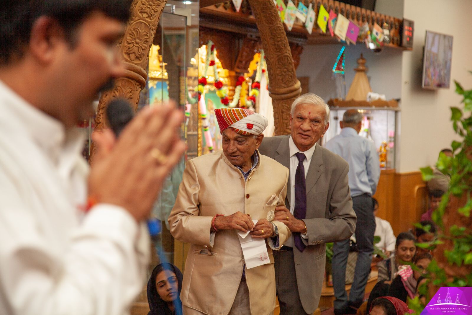 ©1987-2017 SKS Swaminarayan Temple East London