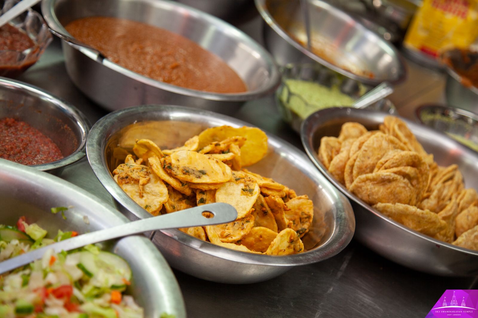 ©1987-2017 SKS Swaminarayan Temple East London