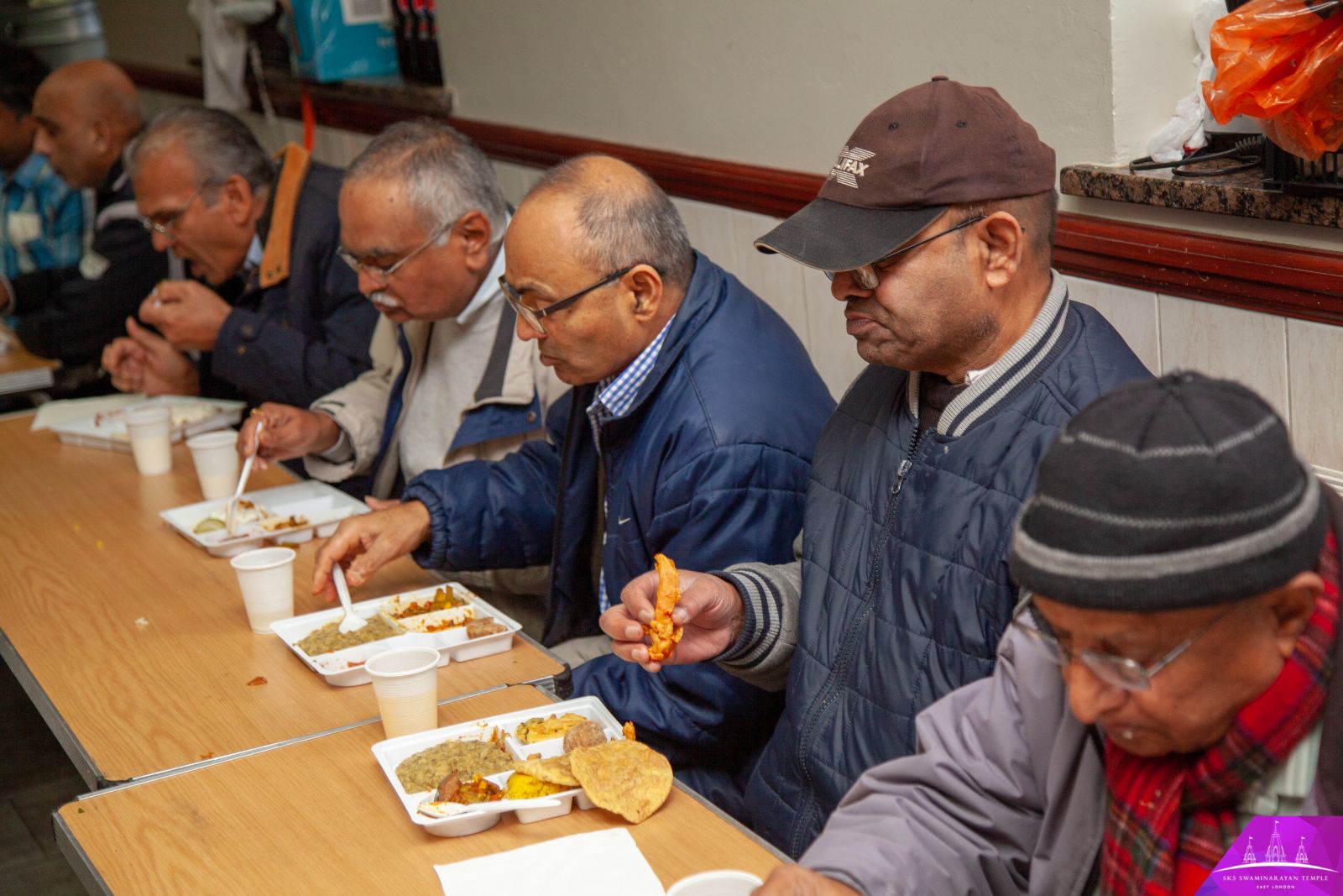 ©1987-2017 SKS Swaminarayan Temple East London