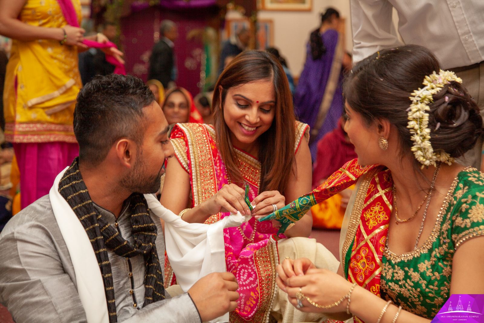©1987-2017 SKS Swaminarayan Temple East London