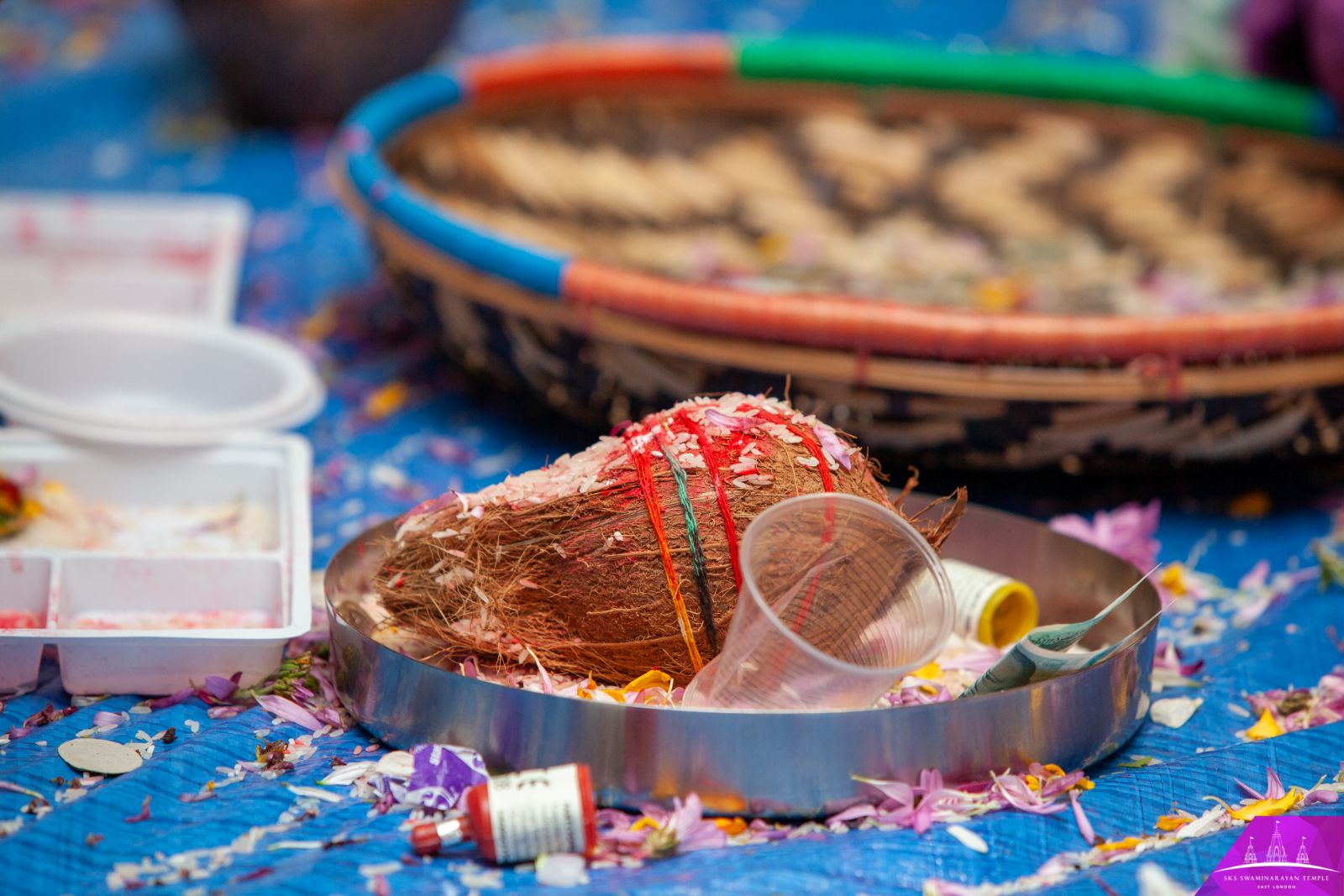 ©1987-2017 SKS Swaminarayan Temple East London