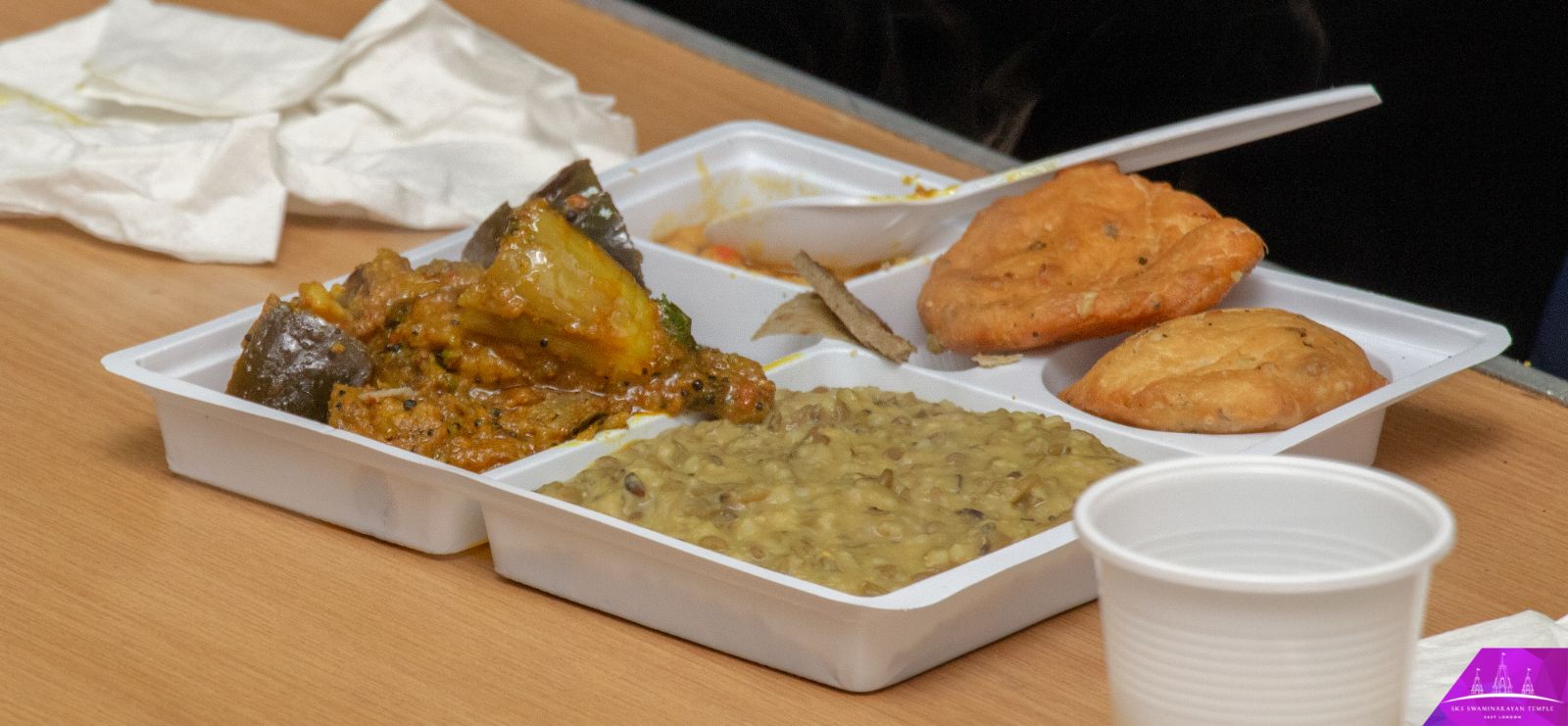 ©1987-2017 SKS Swaminarayan Temple East London