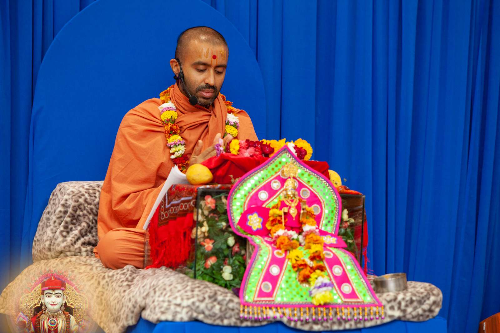 ©1987-2017 SKS Swaminarayan Temple East London