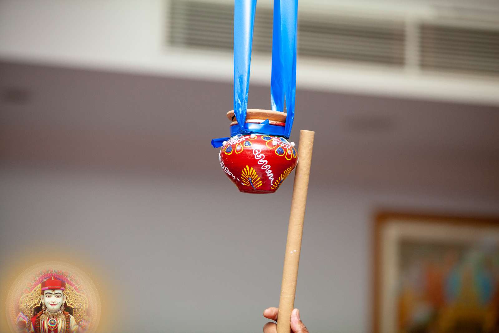 ©1987-2017 SKS Swaminarayan Temple East London