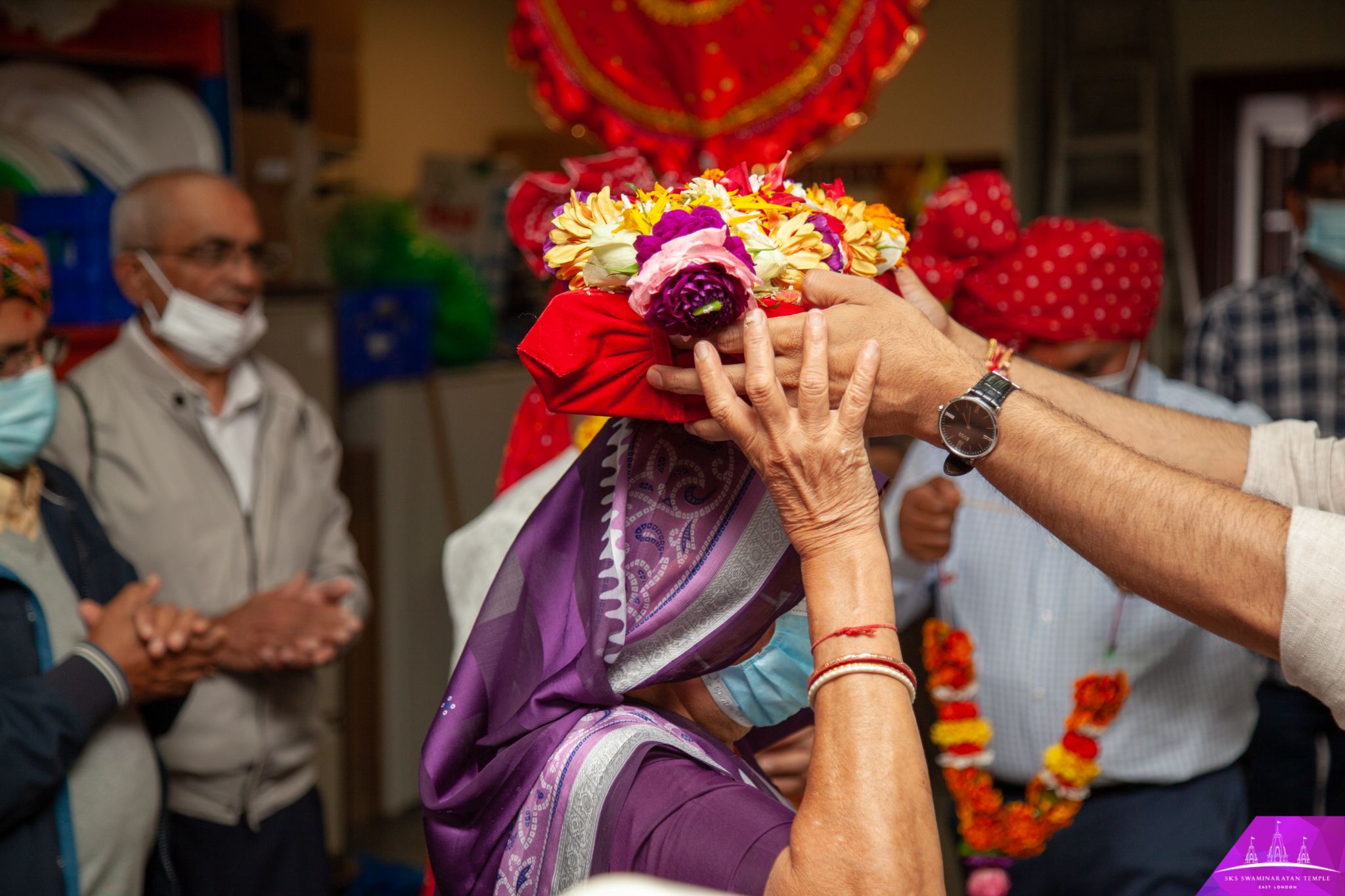 ©1987-2017 SKS Swaminarayan Temple East London