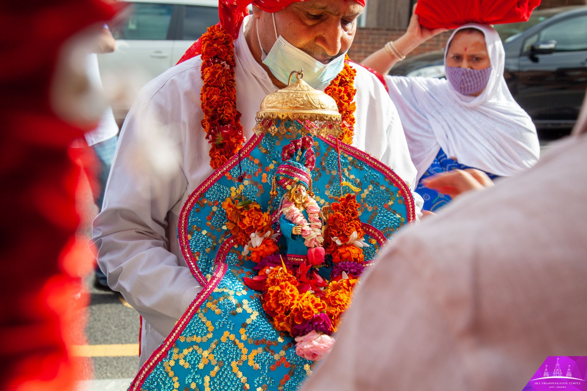 ©1987-2017 SKS Swaminarayan Temple East London