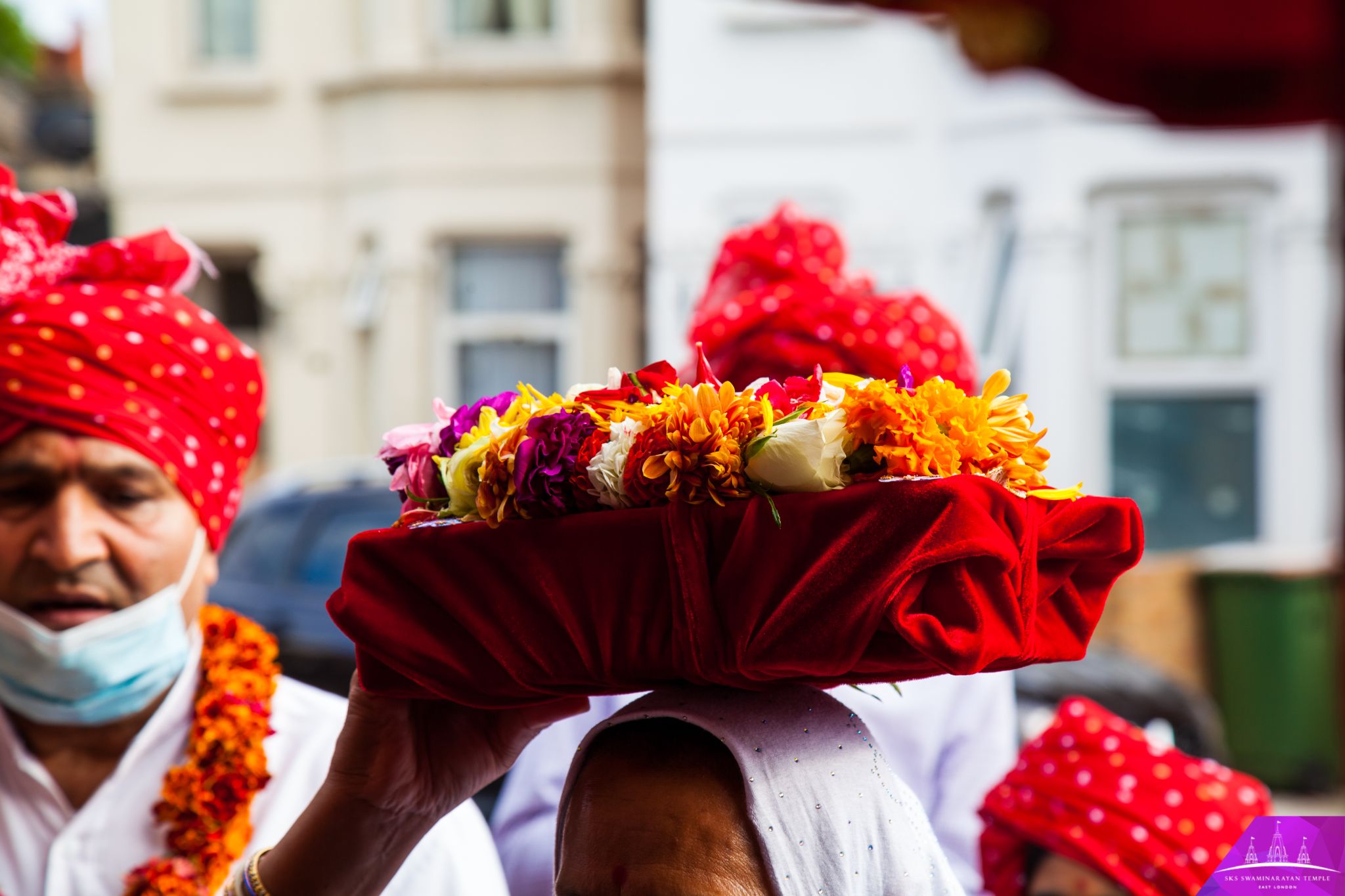 ©1987-2017 SKS Swaminarayan Temple East London