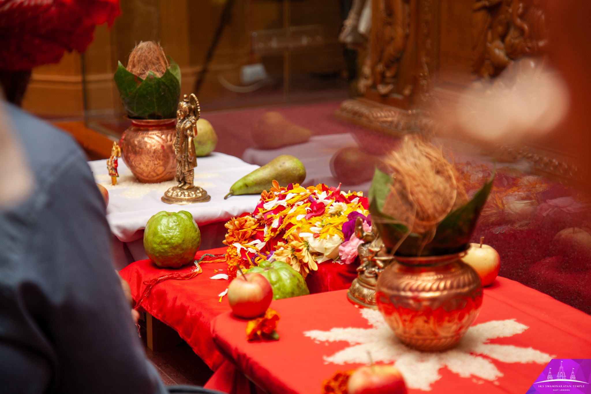©1987-2017 SKS Swaminarayan Temple East London
