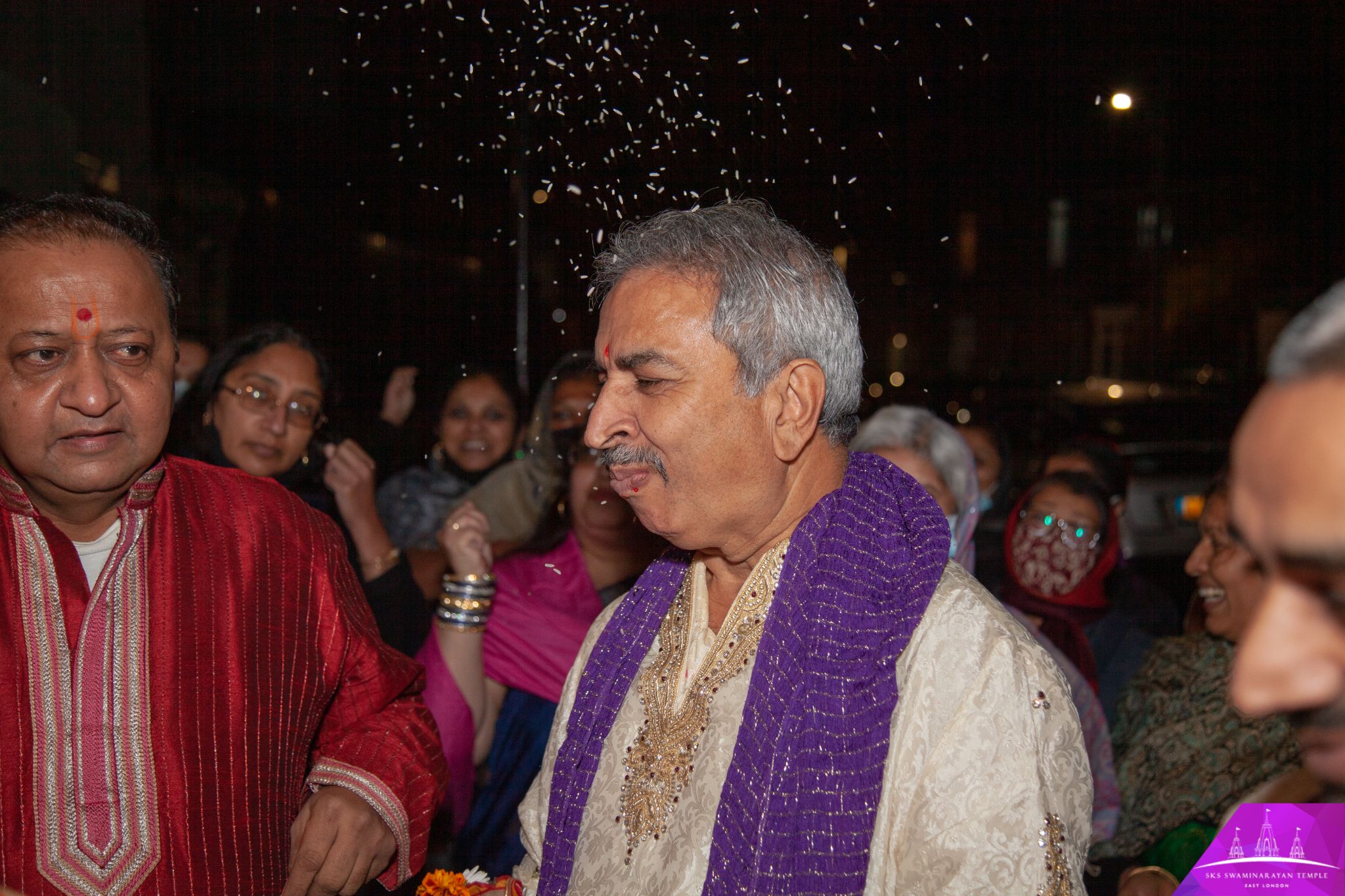 ©1987-2017 SKS Swaminarayan Temple East London