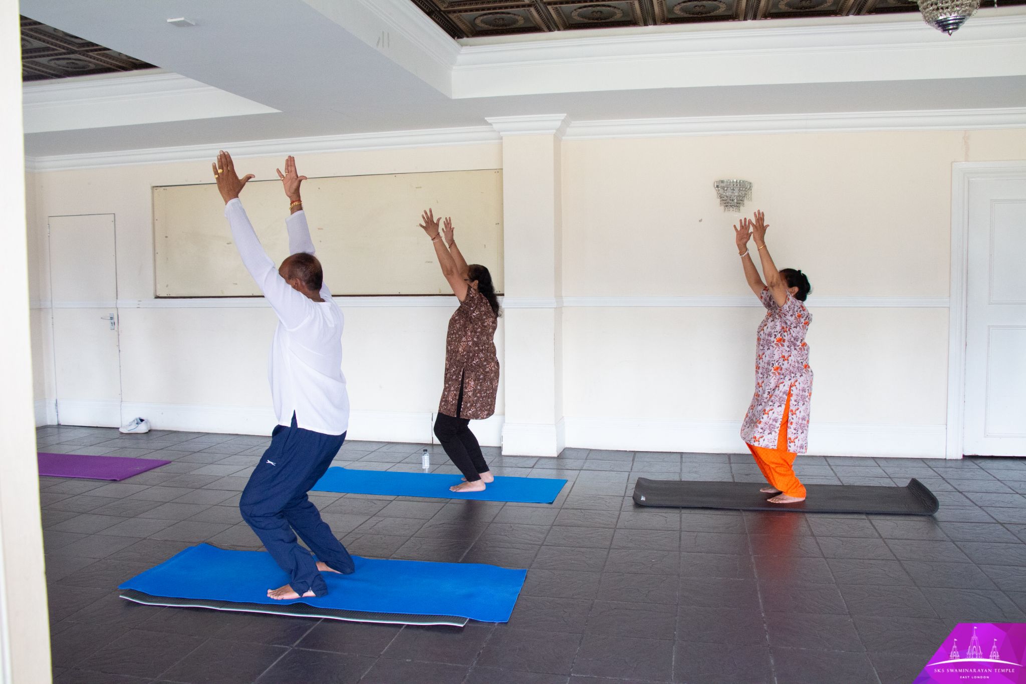 ©1987-2017 SKS Swaminarayan Temple East London