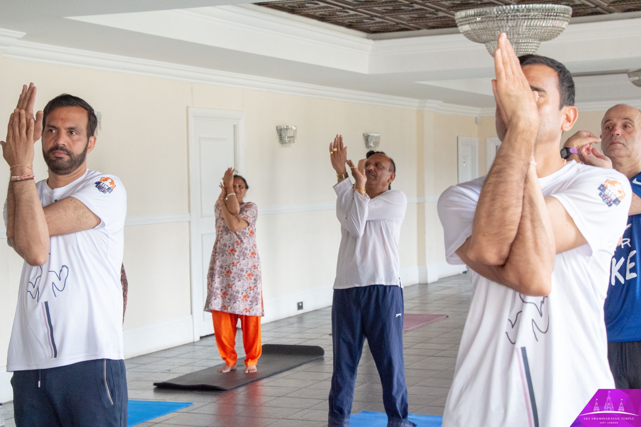 ©1987-2017 SKS Swaminarayan Temple East London