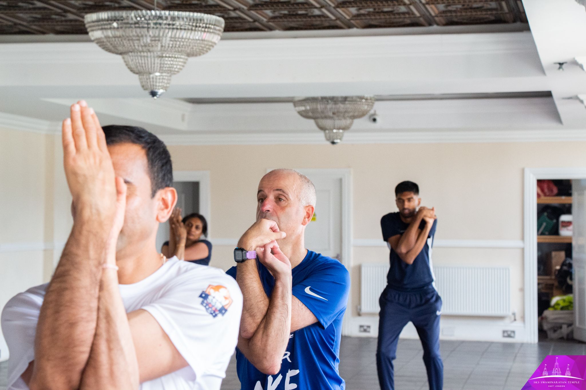 ©1987-2017 SKS Swaminarayan Temple East London