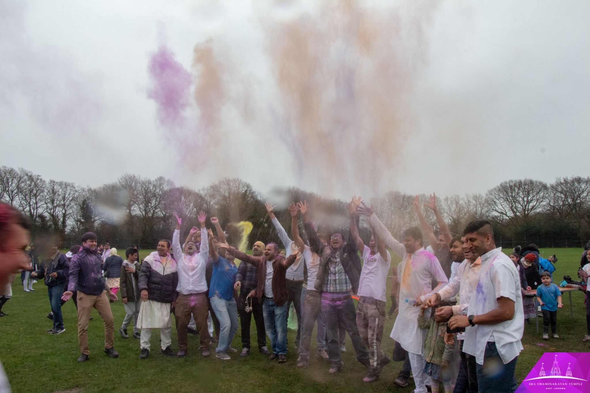 ©1987-2017 SKS Swaminarayan Temple East London