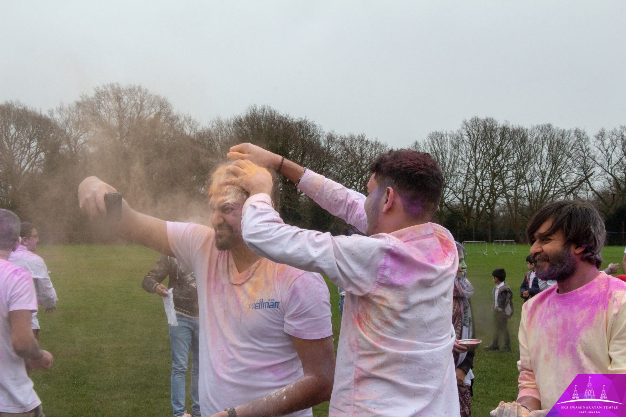 ©1987-2017 SKS Swaminarayan Temple East London