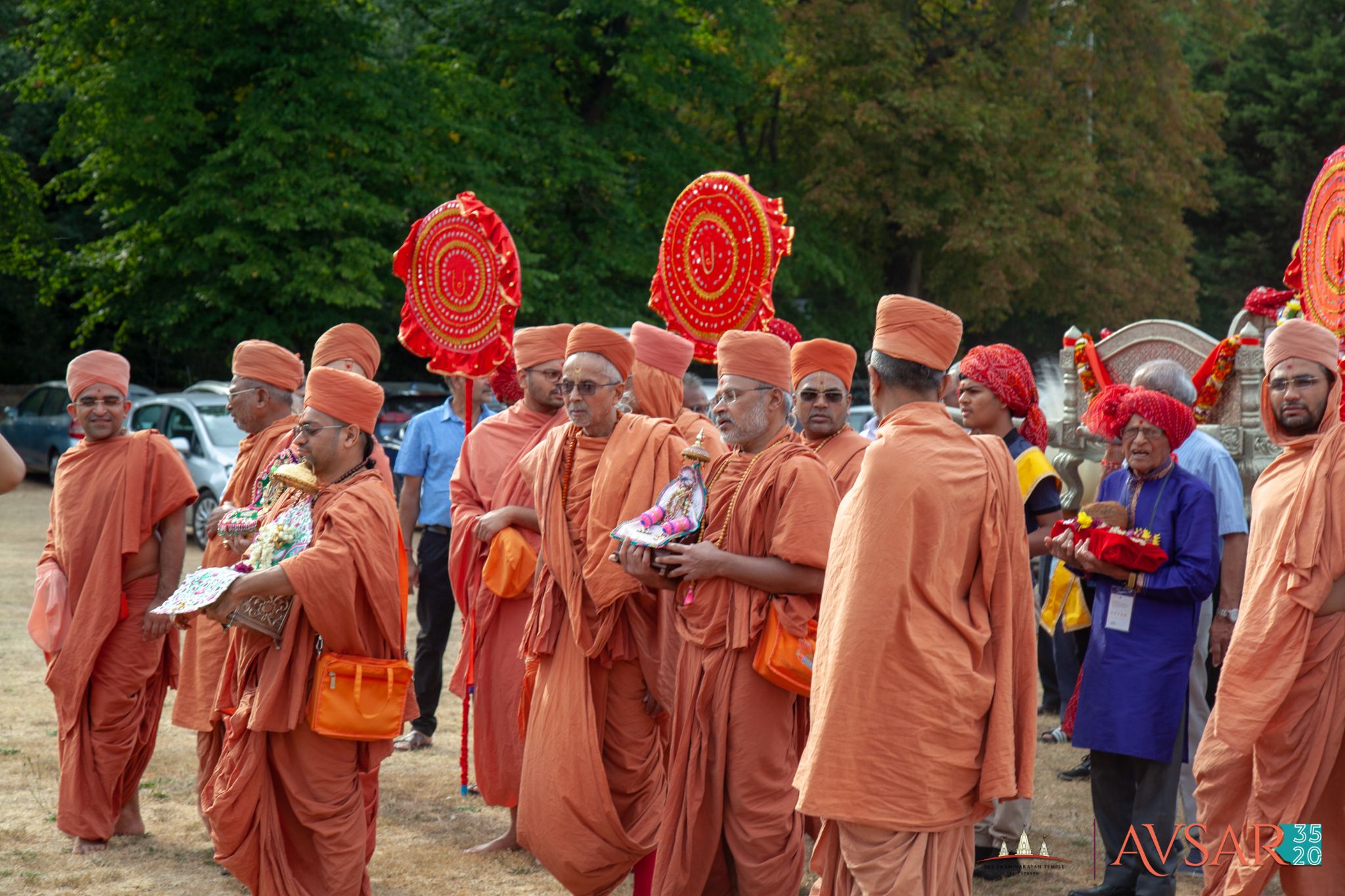 ©1987-2017 SKS Swaminarayan Temple East London