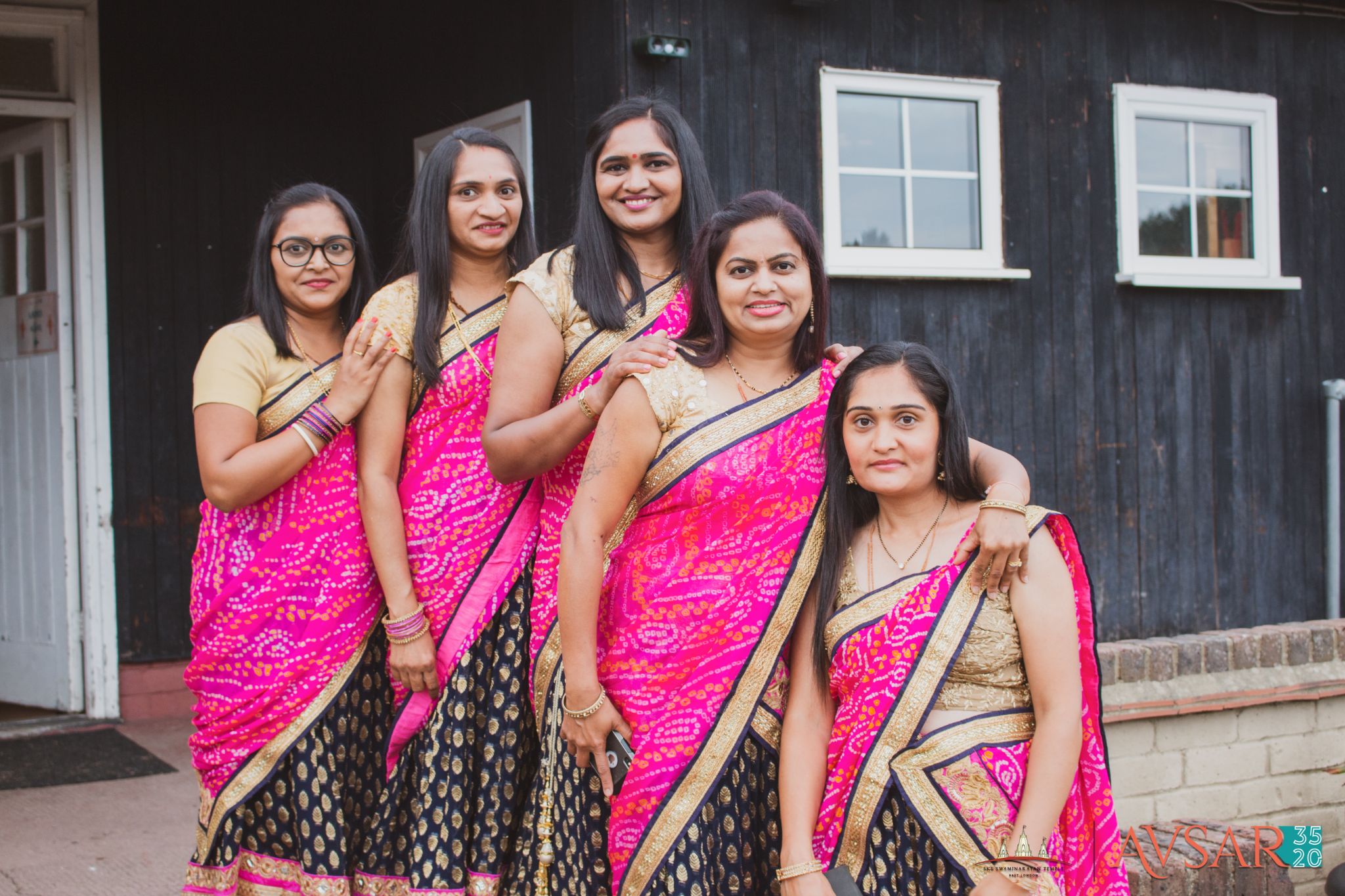 ©1987-2017 SKS Swaminarayan Temple East London