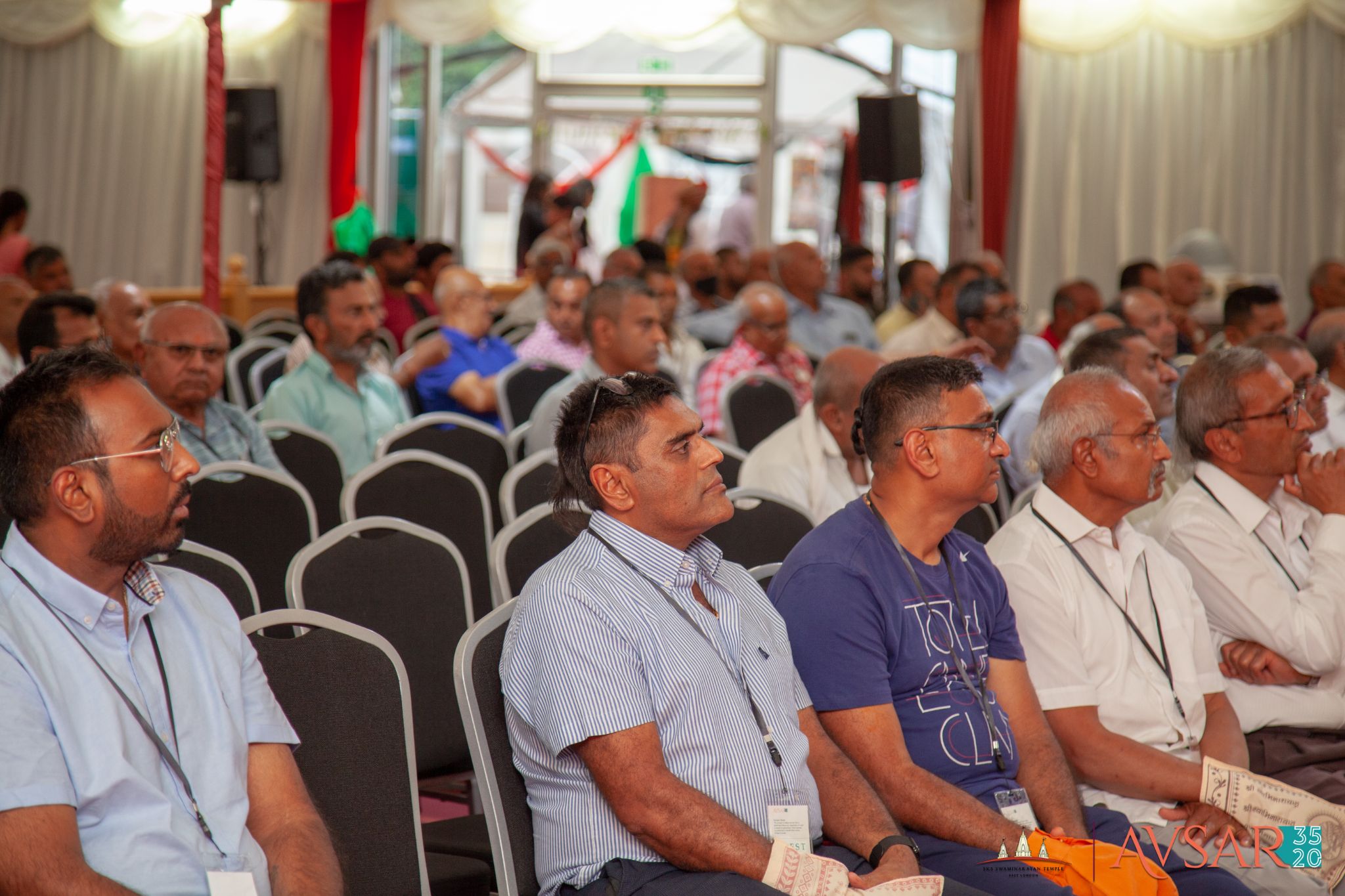 ©1987-2017 SKS Swaminarayan Temple East London