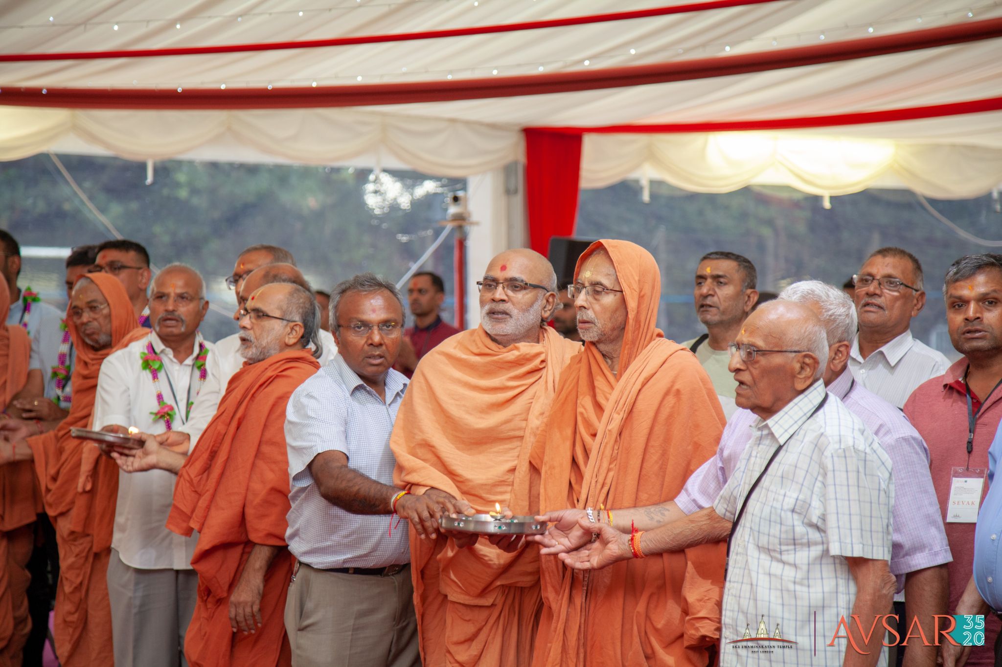 ©1987-2017 SKS Swaminarayan Temple East London
