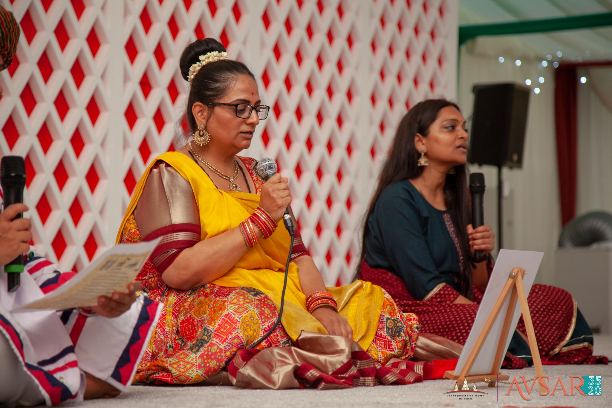 ©1987-2017 SKS Swaminarayan Temple East London