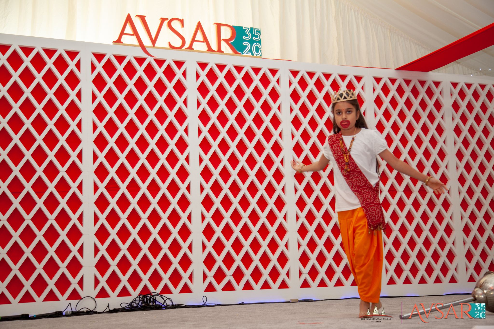 ©1987-2017 SKS Swaminarayan Temple East London