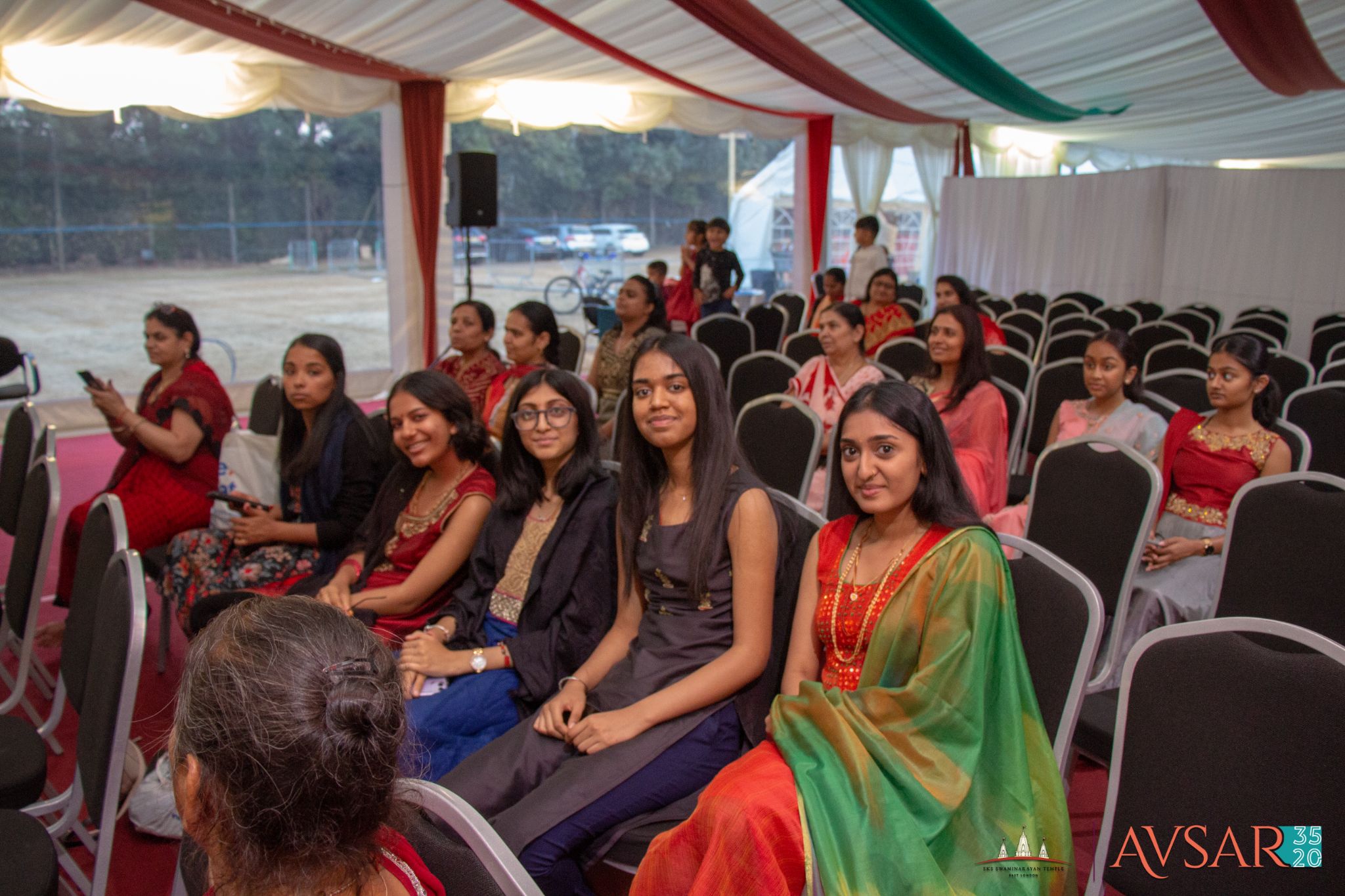 ©1987-2017 SKS Swaminarayan Temple East London