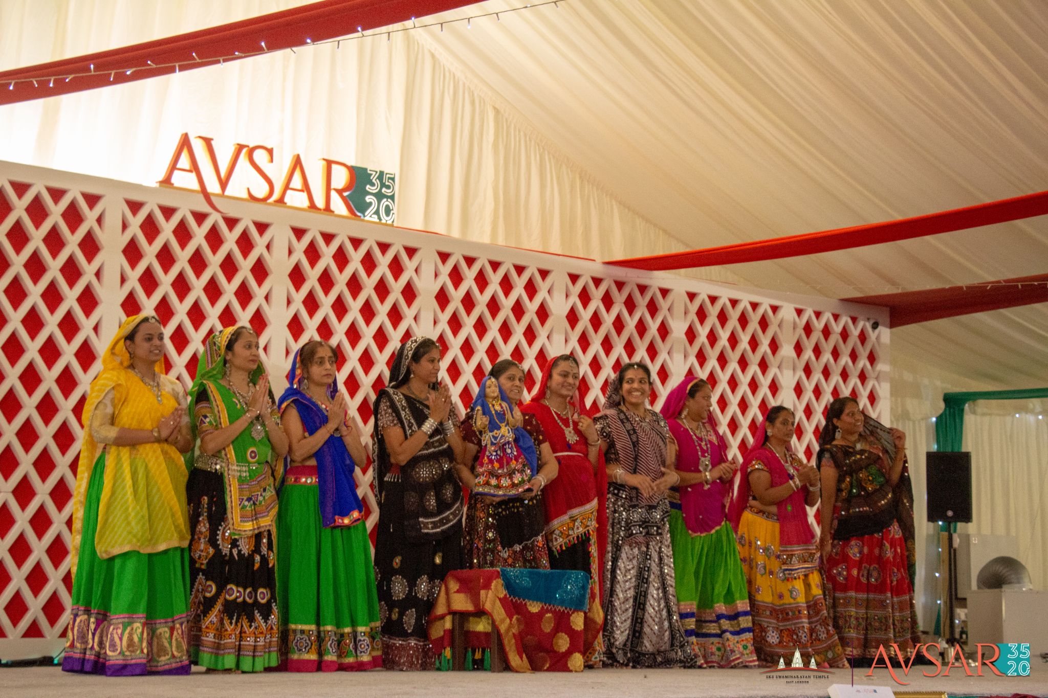©1987-2017 SKS Swaminarayan Temple East London