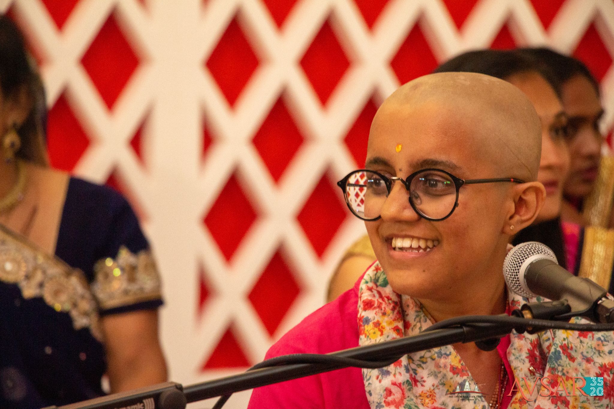 ©1987-2017 SKS Swaminarayan Temple East London