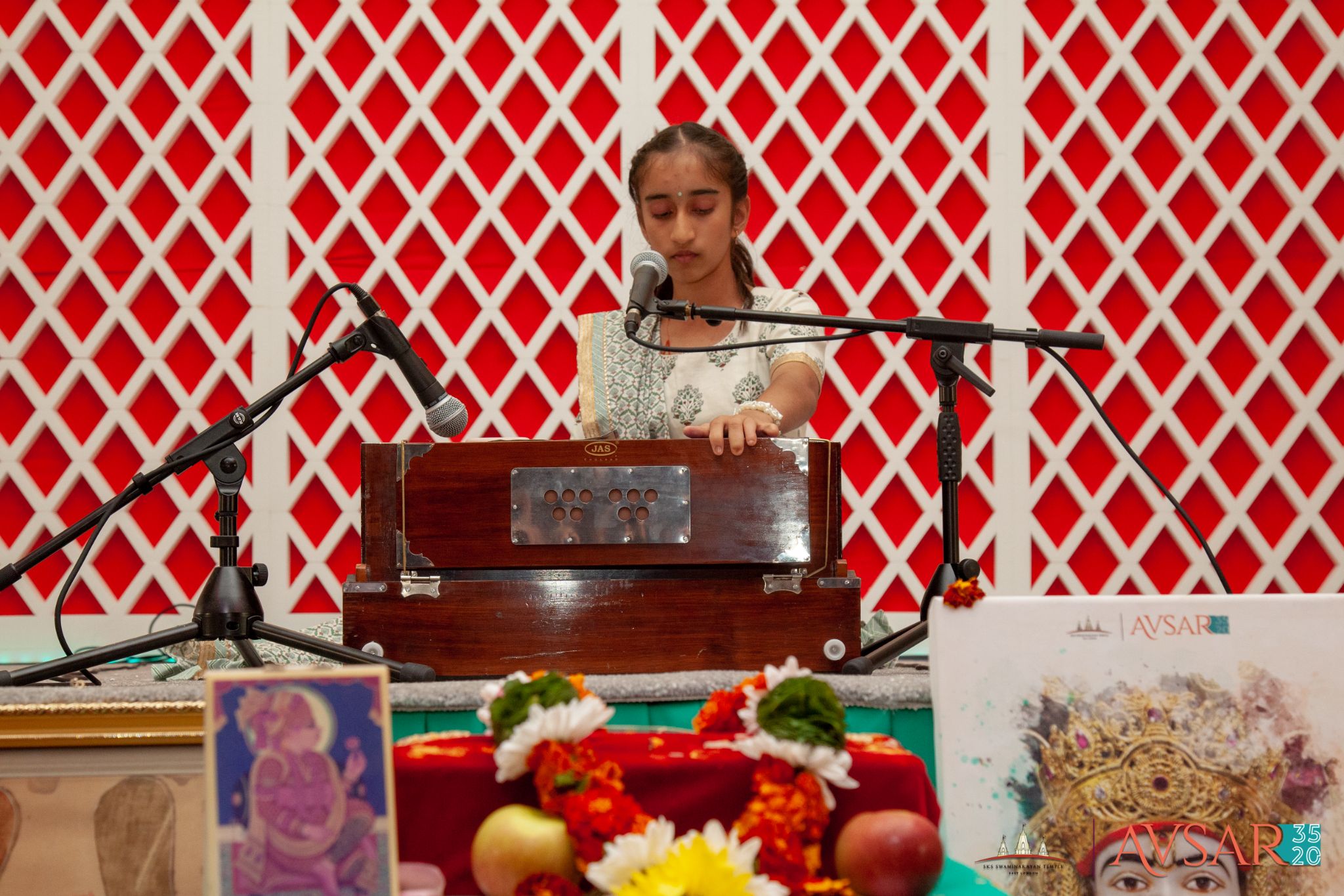 IMG 0746 - ©1987-2017 SKS Swaminarayan Temple East London