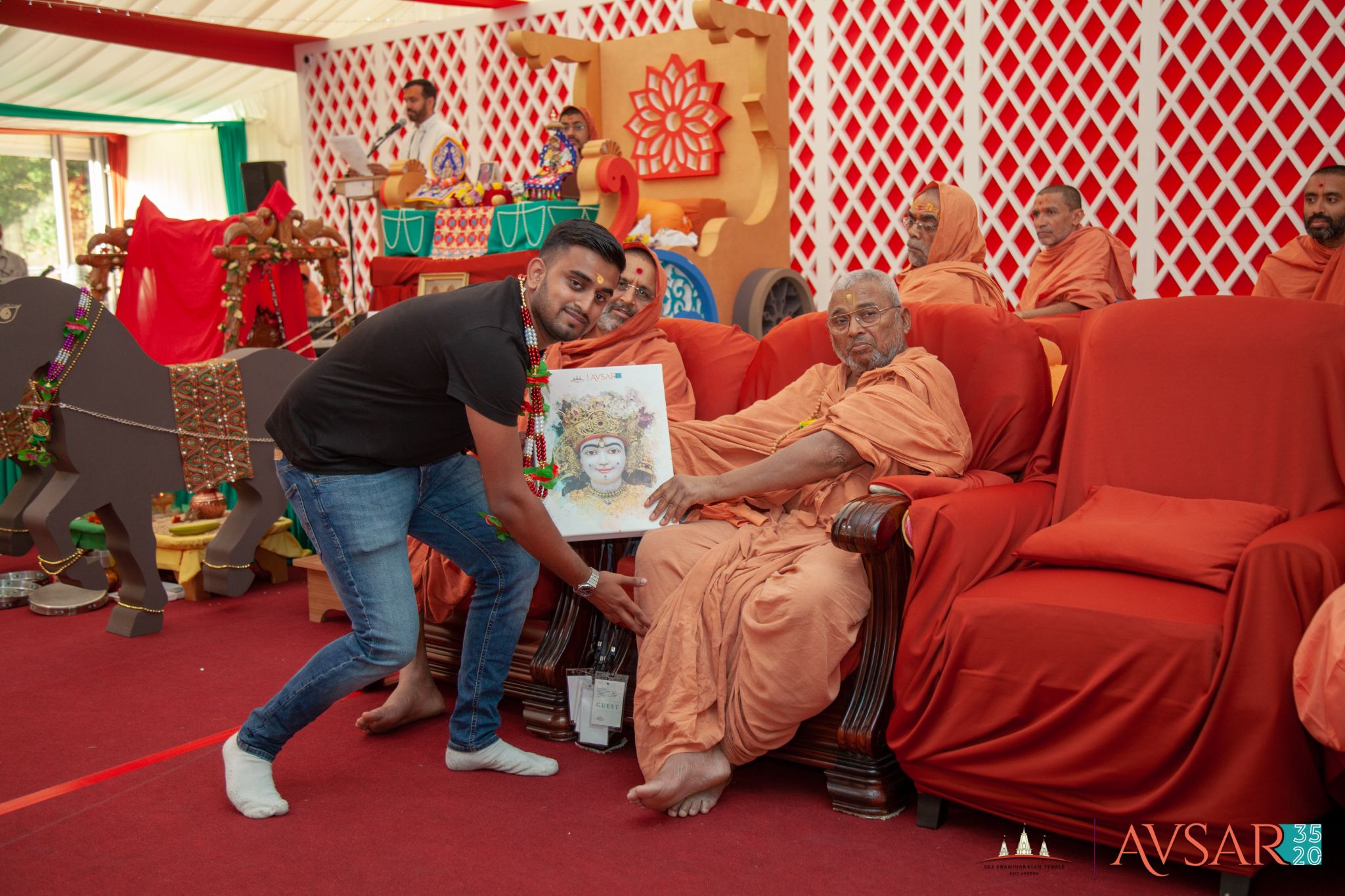 IMG 1034 - ©1987-2017 SKS Swaminarayan Temple East London