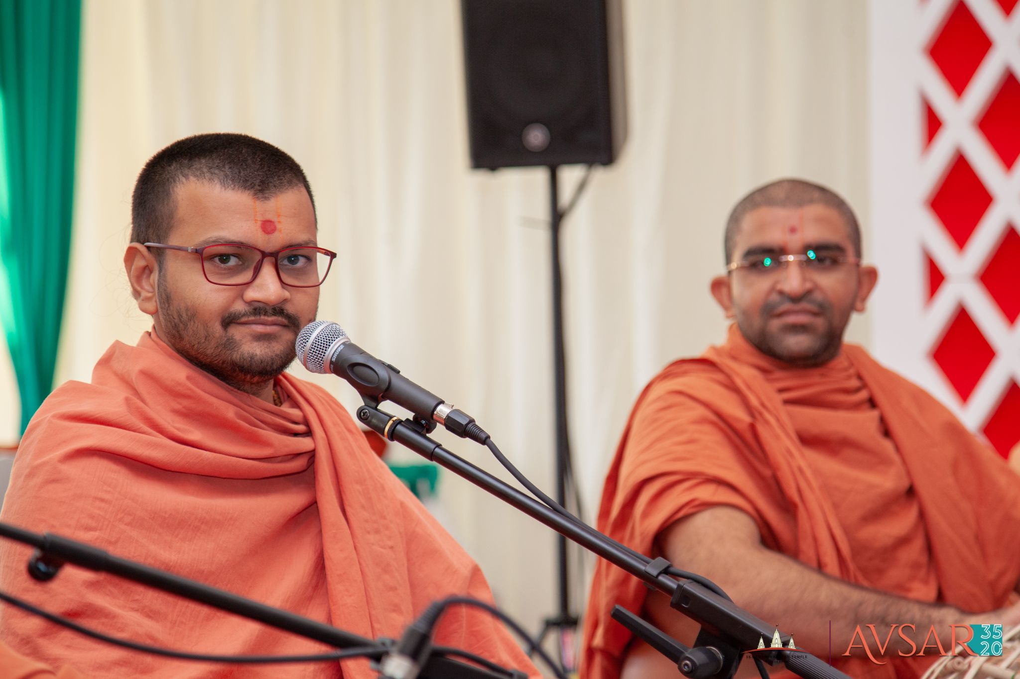 IMG 1052 - ©1987-2017 SKS Swaminarayan Temple East London