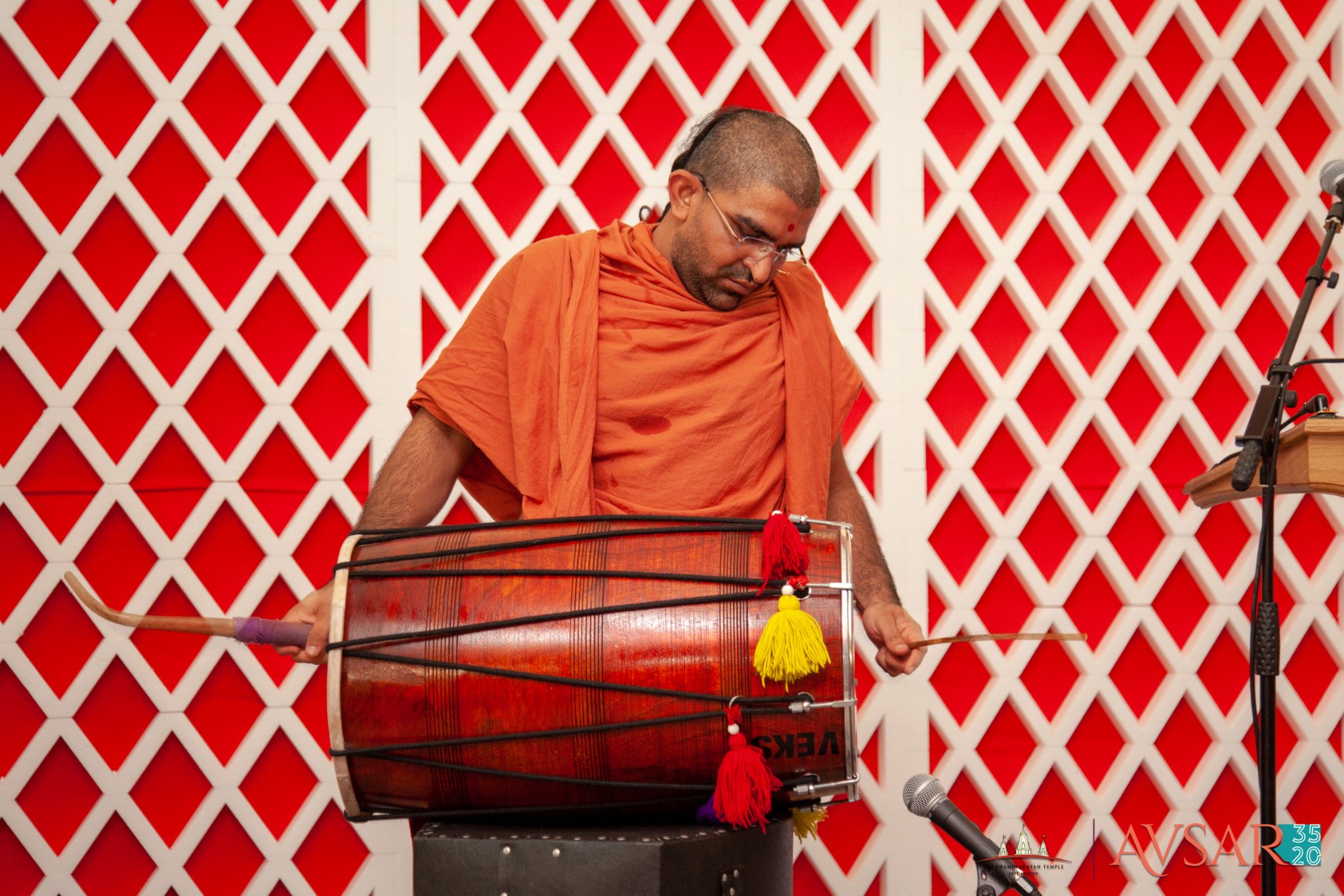 IMG 1136 - ©1987-2017 SKS Swaminarayan Temple East London