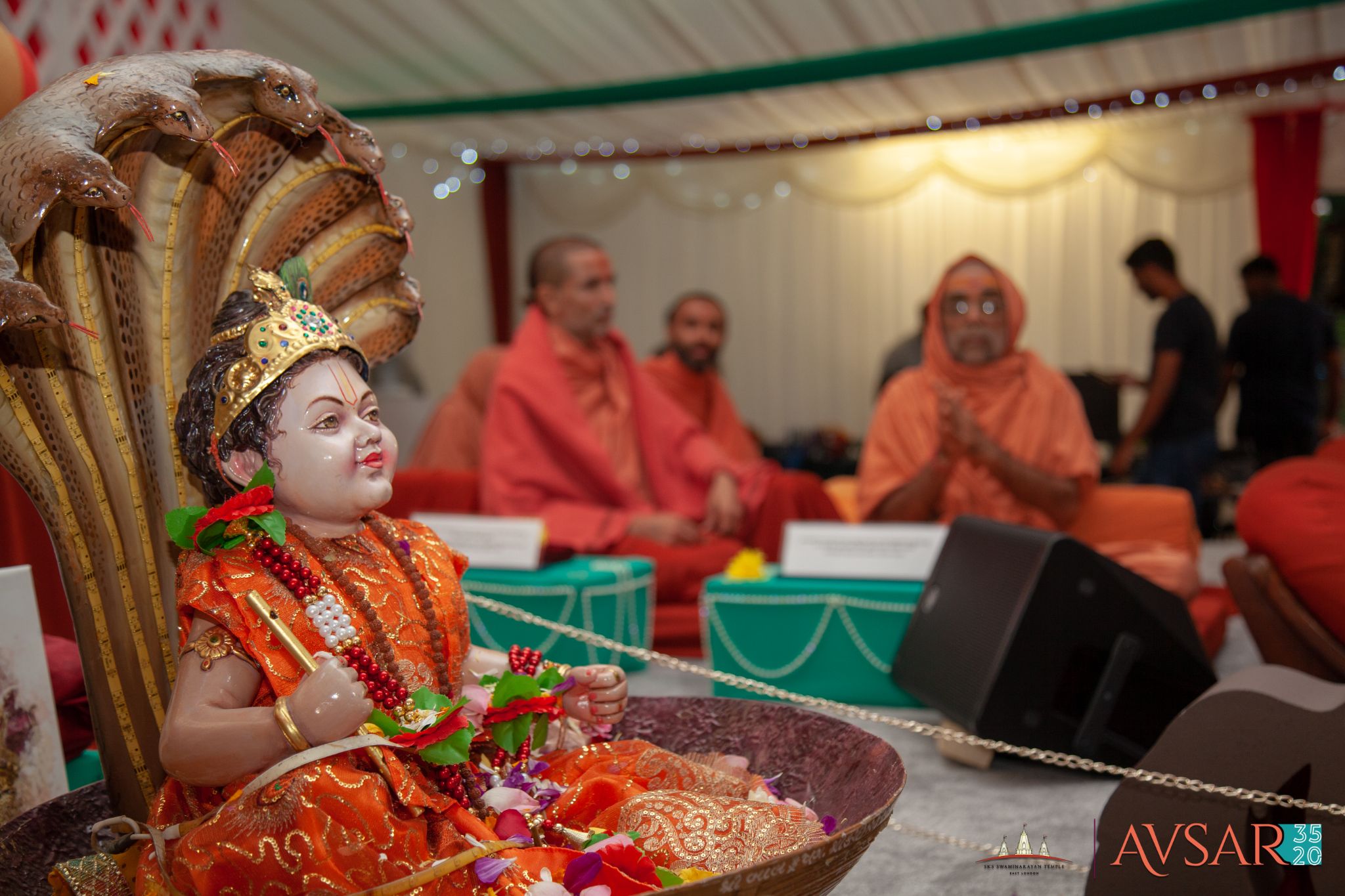 ©1987-2017 SKS Swaminarayan Temple East London
